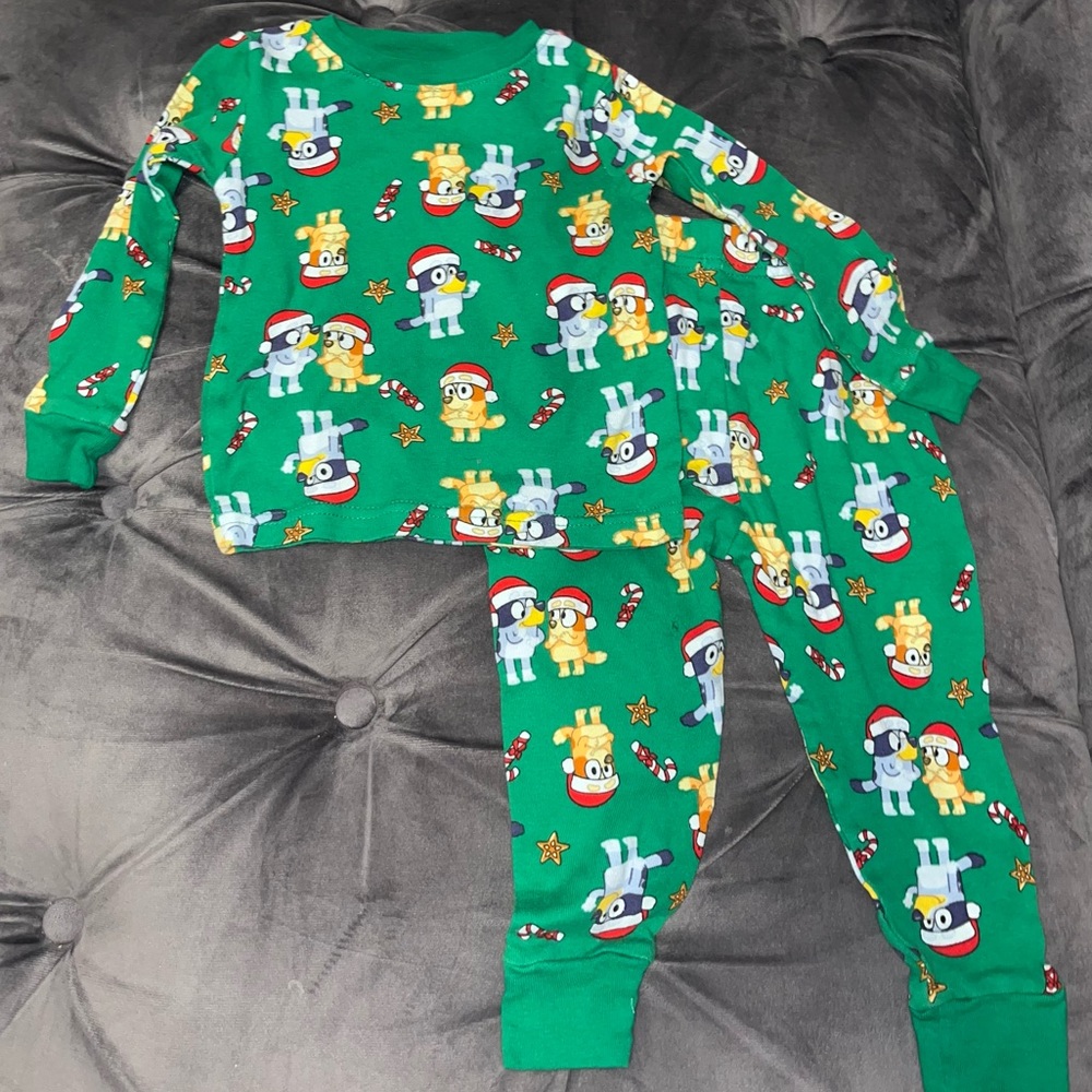 TODDLER Bluey Christmas Pajama Set